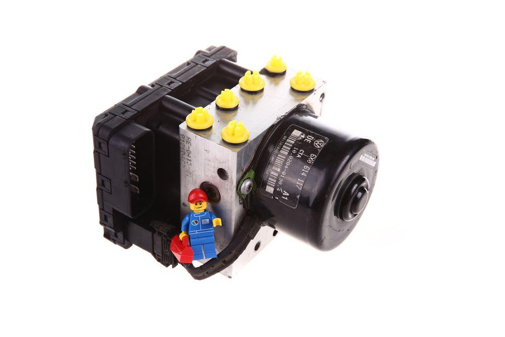 Jaguar E-Pace, Naprawa ABS Jaguar 1